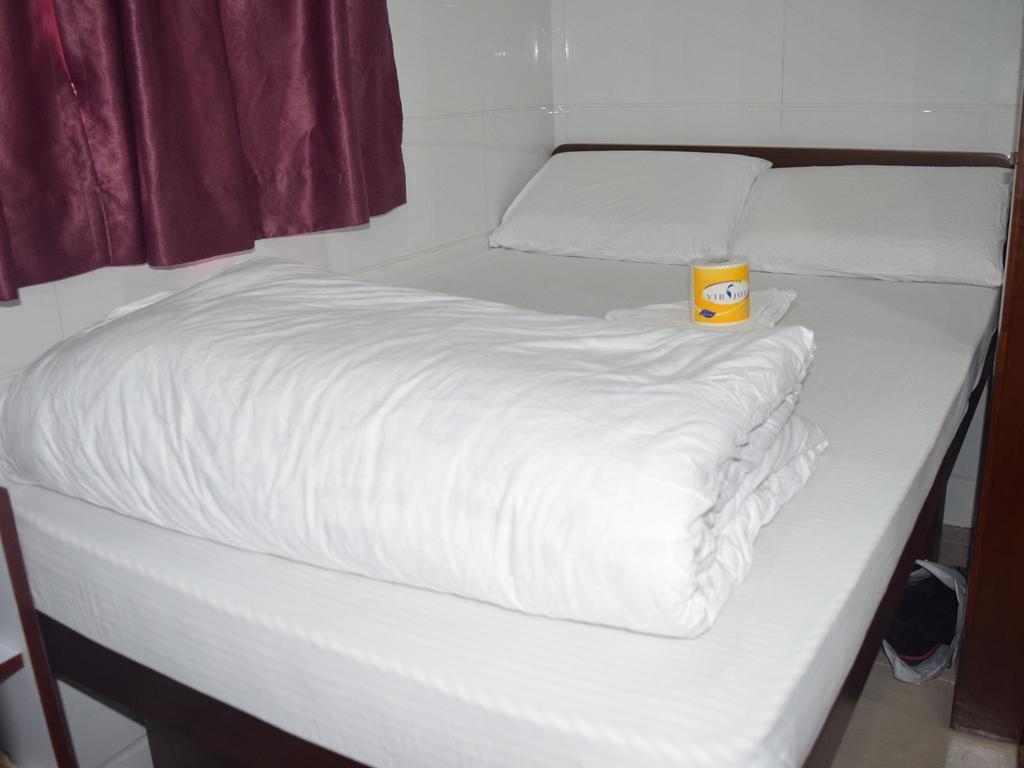 Om Guest House Hong Kong Room photo